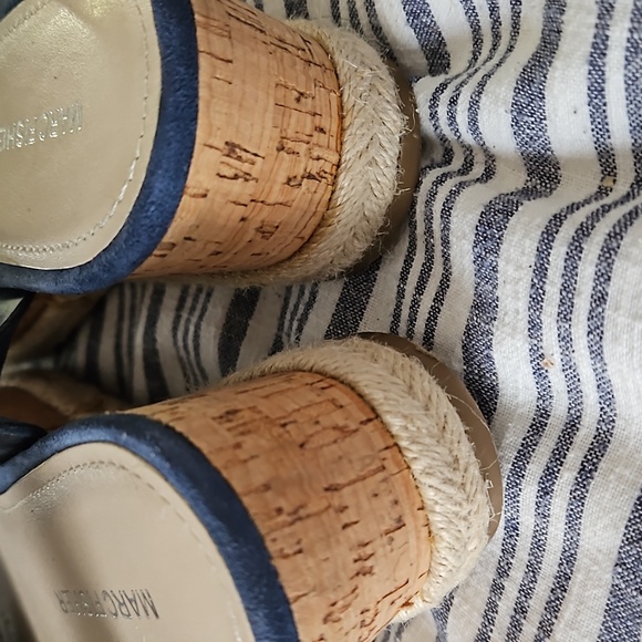 EUC Marc Fisher Suede Ankle strap Sandals sz 8 - Picture 3 of 4